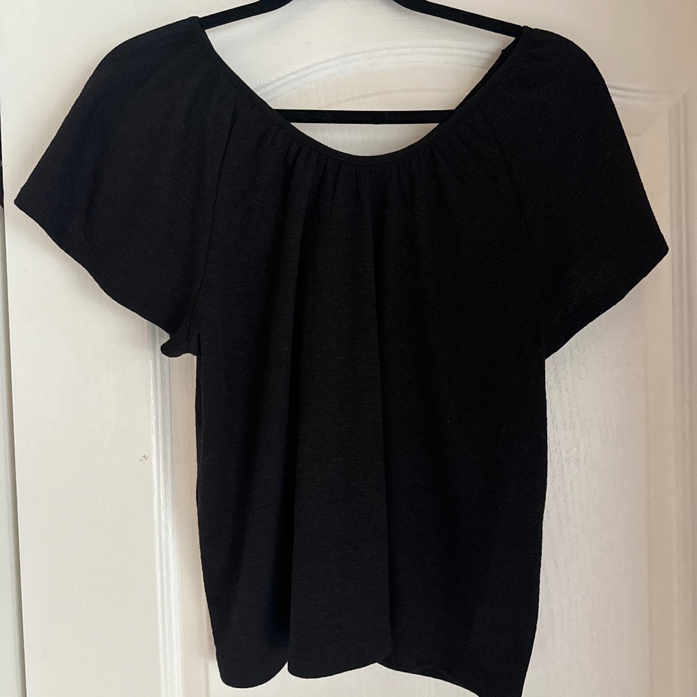 Banana Republic Textured Scoop-Neck Flutter Top